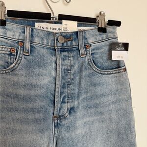 Aritzia Denim Forum The Yoko Women’s Light Blue Slim Fit Jeans